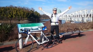 狭山湖、堤防